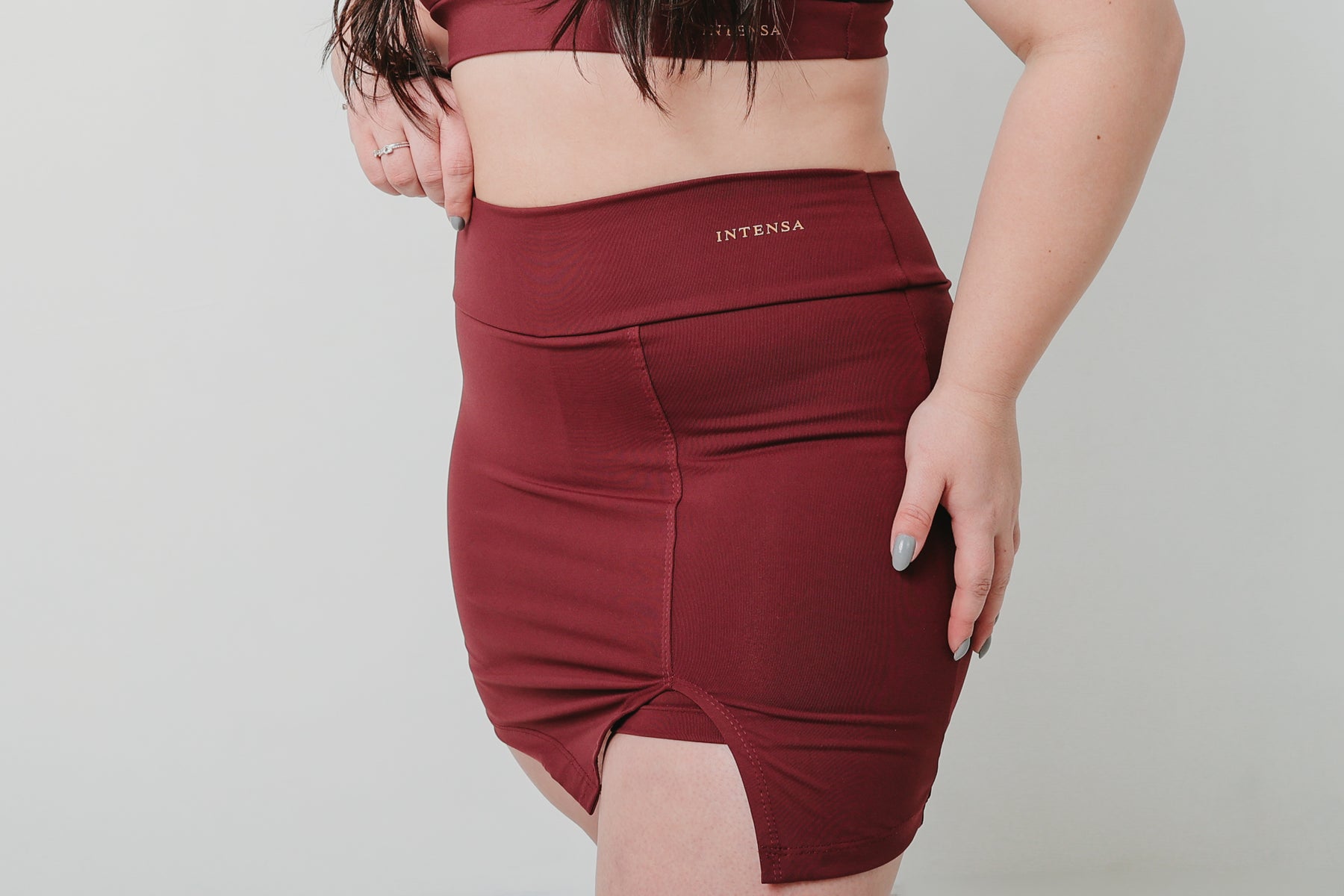 Conjunto Bella Short Saia e Top Decote V