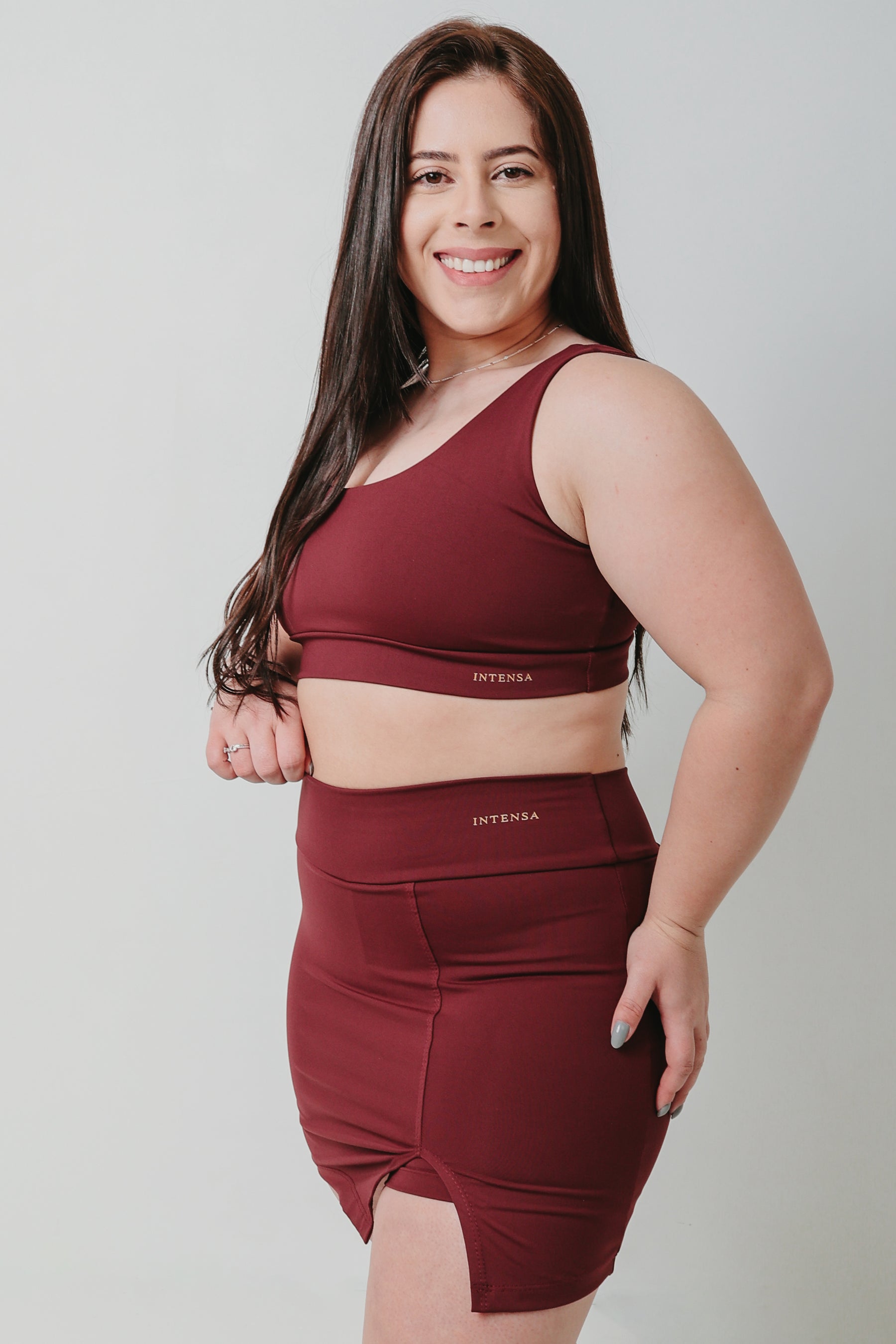 Conjunto Bella Short Saia e Top Decote V