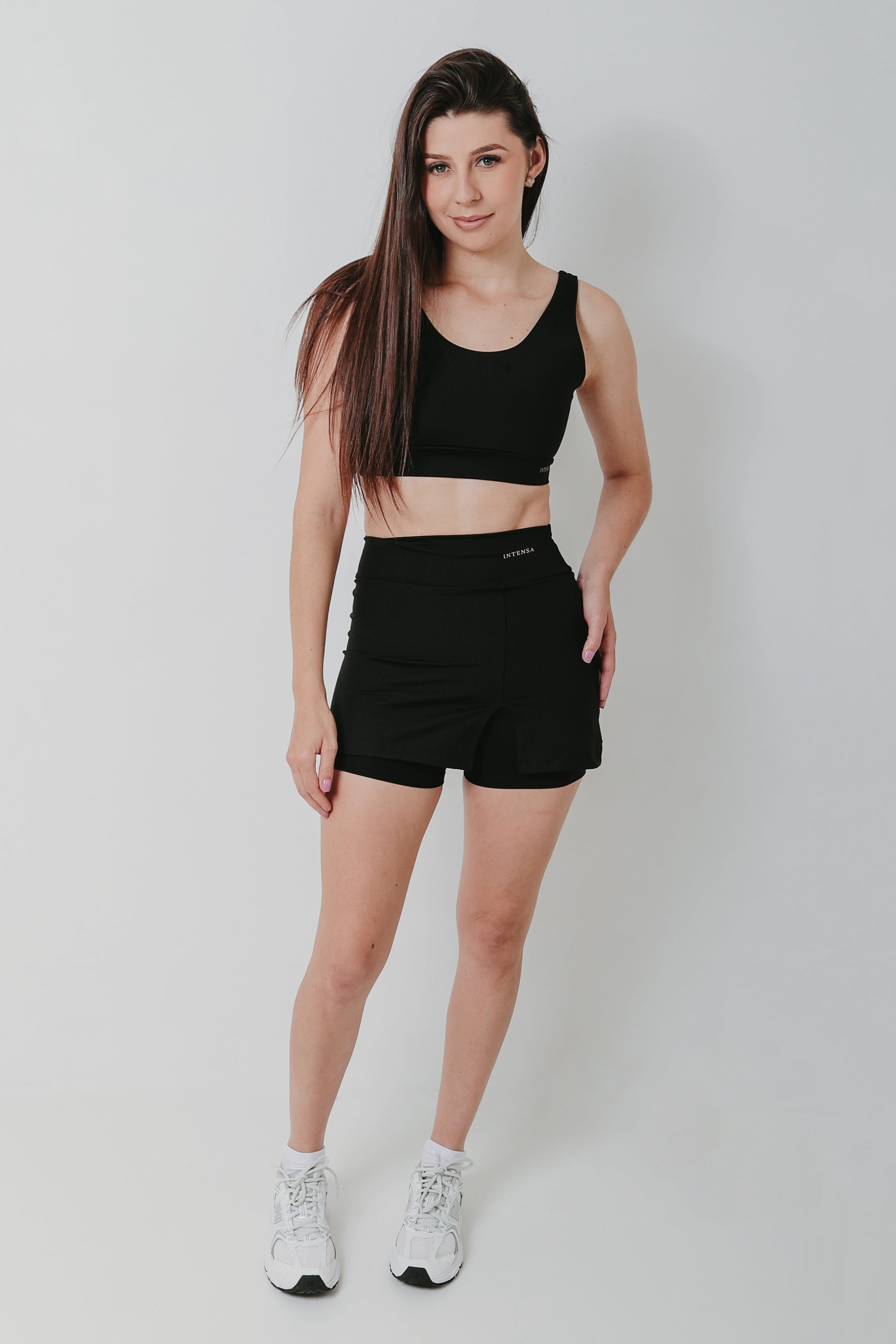 Conjunto Bella Short Saia e Top Decote V