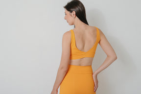 Conjunto Bella Short Saia e Top Decote V