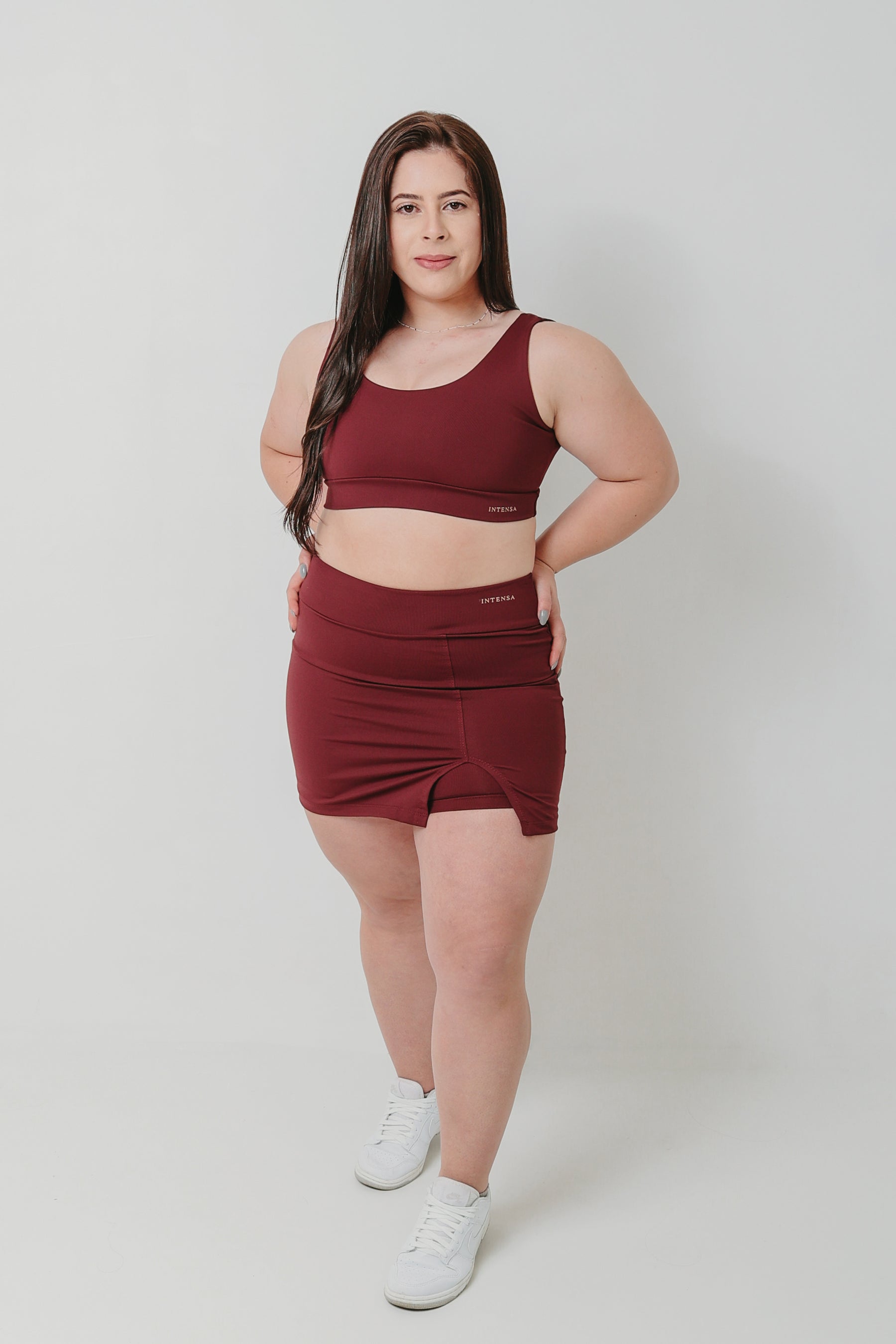 Conjunto Bella Short Saia e Top Decote V