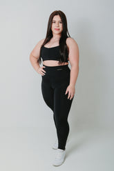 Conjunto Bella Legging Básica e Top Trançado nas Costas