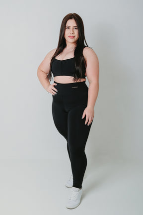 Conjunto Bella Legging Básica e Top Trançado nas Costas