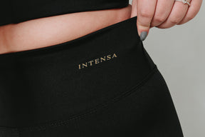 Conjunto Bella Legging Básica e Top Trançado nas Costas