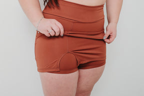 Conjunto Bella Short Saia e Top Decote V